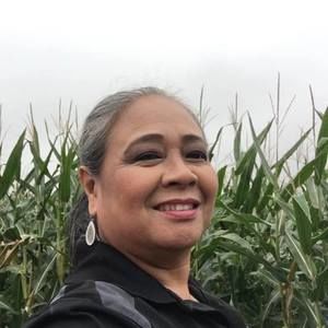 Meet your Posher, Nadia